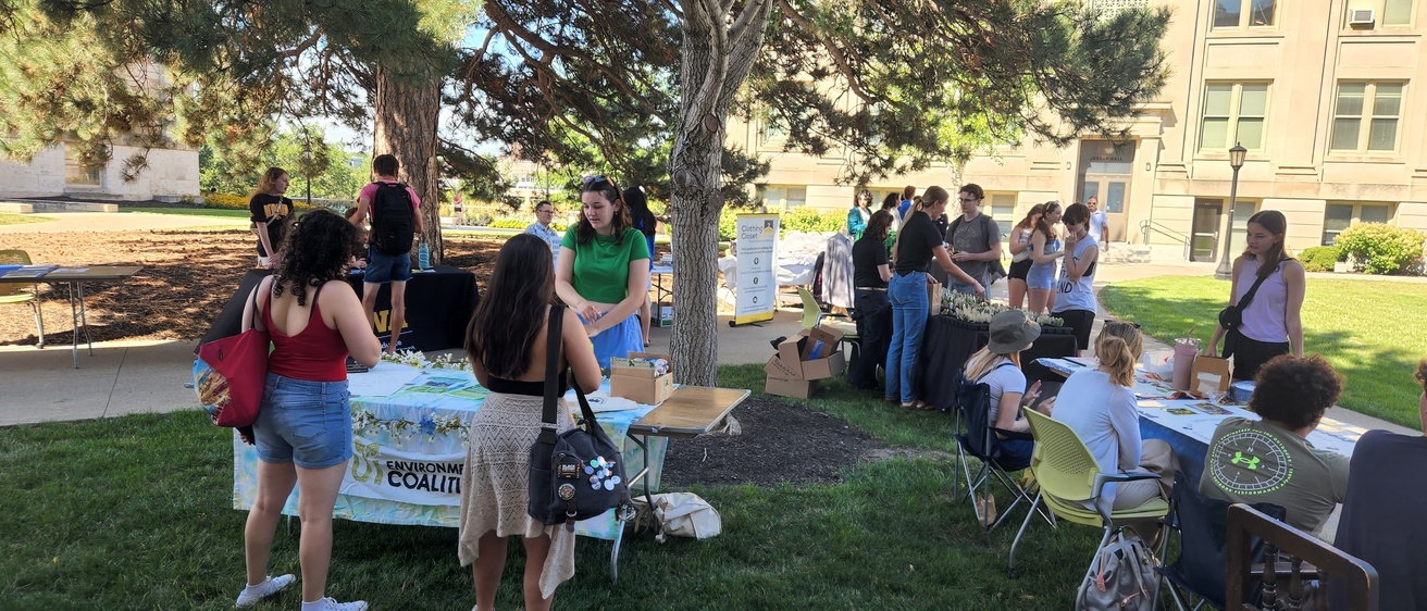 Student orgs tabling at the OSE Open House on the Pentacrest