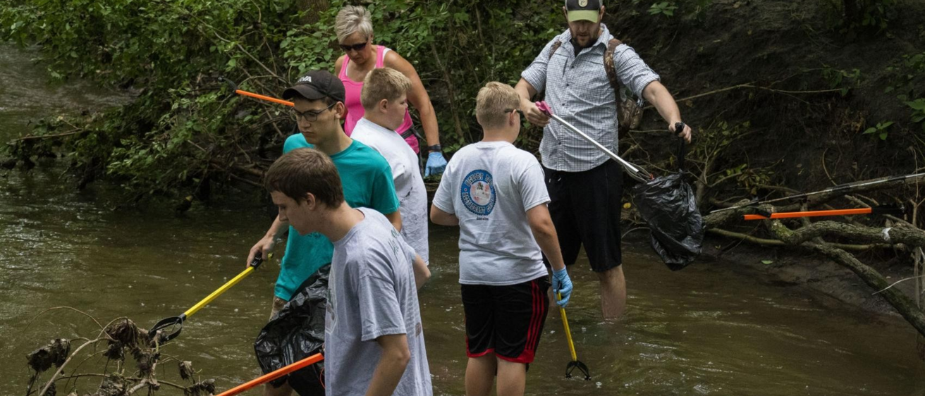 Live Green! Initiative to Clean Up College Creek