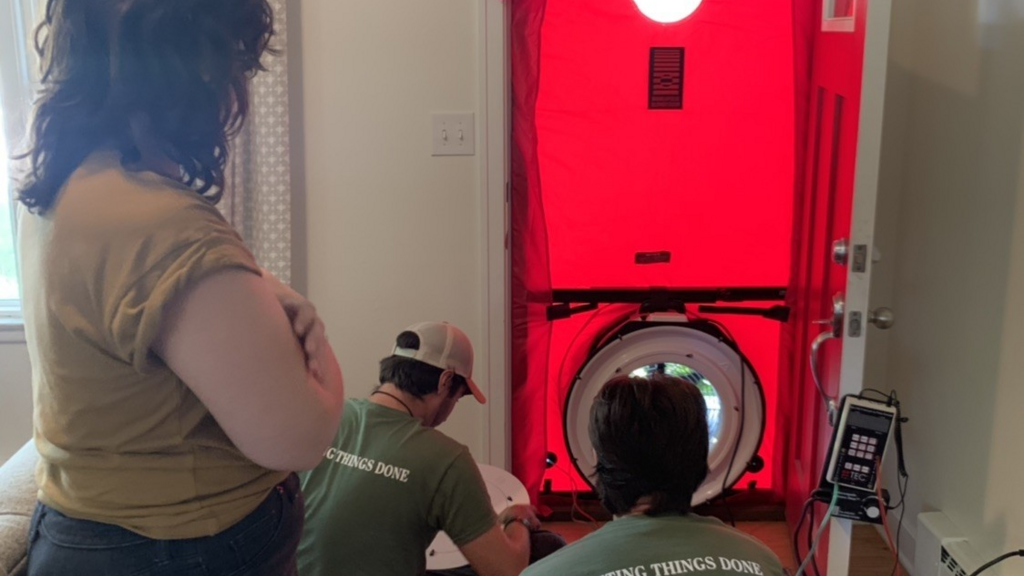 Sorority Partners with AmeriCorps to Increase Energy Efficiency