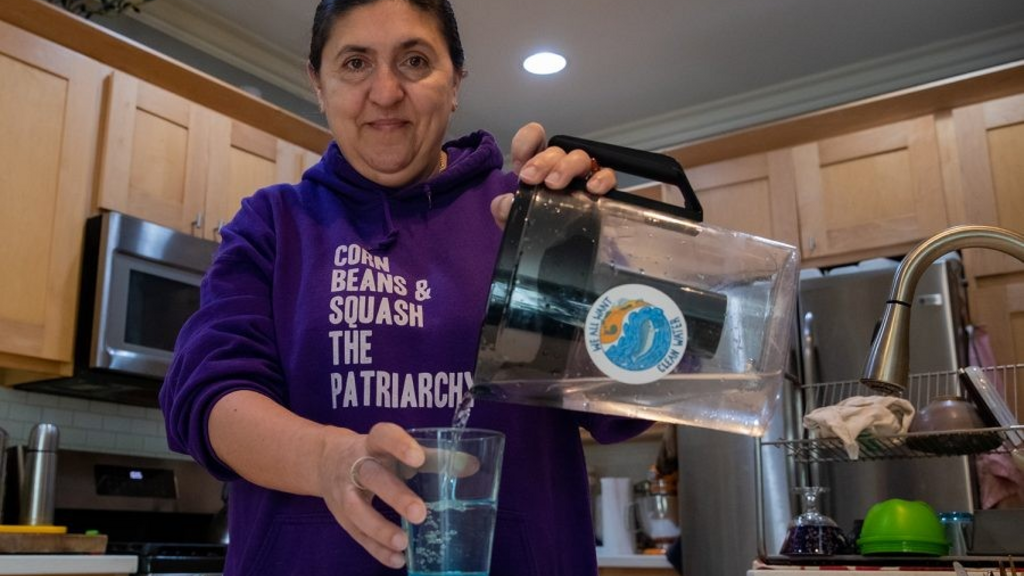 University of Iowa Professors, Researcher Launch Podcast for Water Quality Education